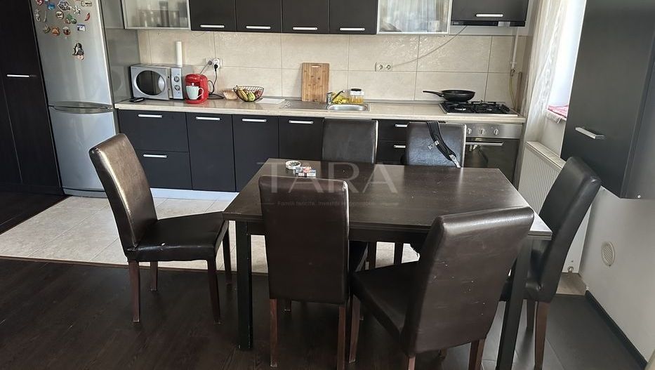 Apartament cu 2 camere, 2 balcoane de 15 mp, zonă Florilor. - Poză 3