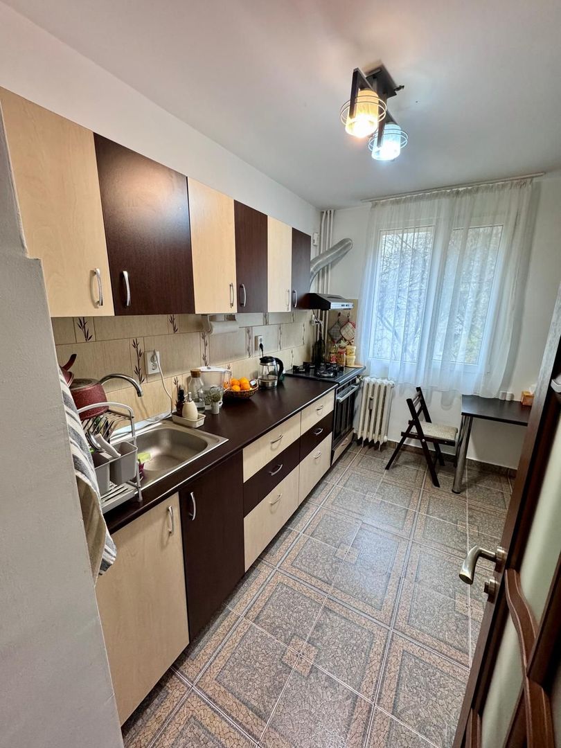 Apartament 3 camere Drumul Taberei - Poză 5