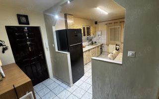 Apartament 4 camere Soarelui etaj 1 - Poză 3