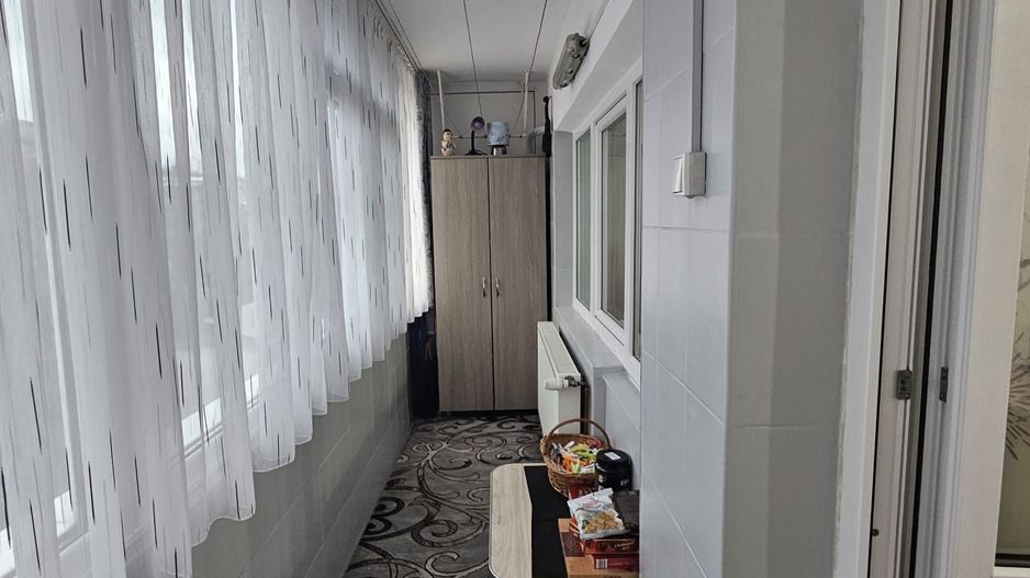 Apartament deosebit 3 camere – lux, complet mobilat, zonă excelentă - Poză 11