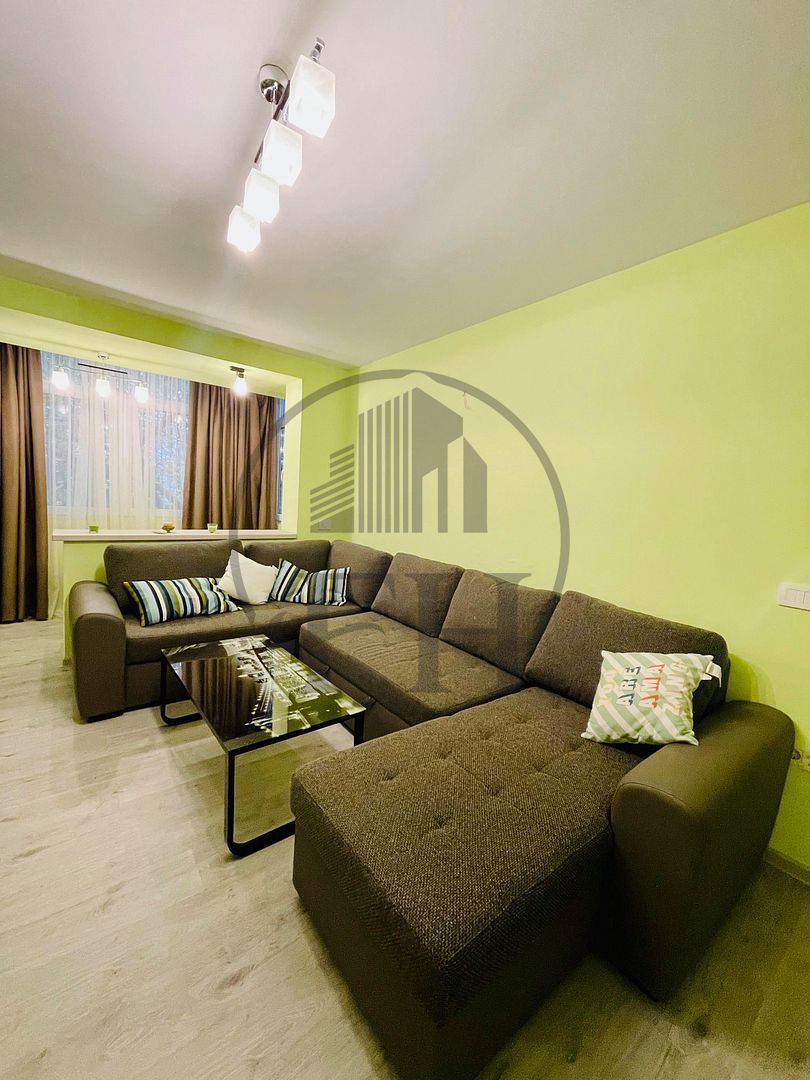 Apartament cu 3 camere în zona Brotacei - Poză 4