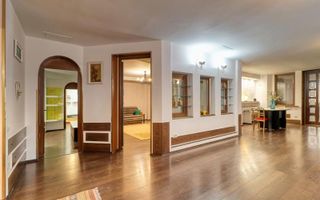 Ion Neculce | Apartament 5 camere în vilă monument - Poză 28