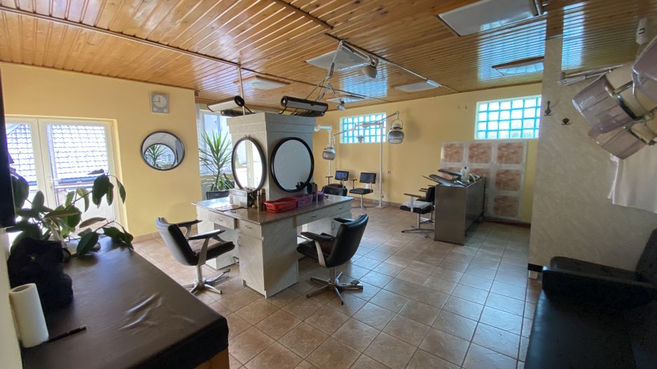 Proprietate de Vânzare în Centrul Brașovului | Strada Aninoasa | 500 mp utili - Poză 13