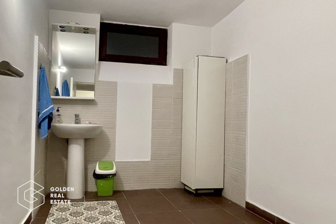 Apartament cu 5 camere și demisol mare, 2 bai, intrare separată - Poză 20