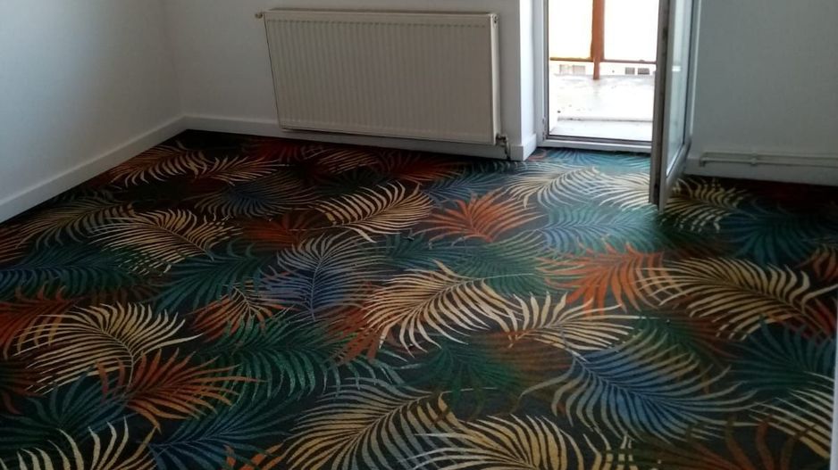 Vând APARTAMENT renovat - Poză 3