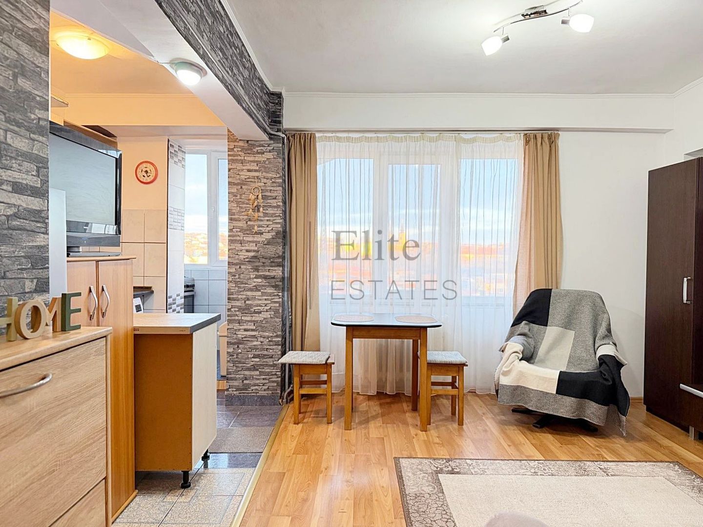 Apartament 1 camera de inchirat Bld. Dacia Oradea | Panorama - Poză 2