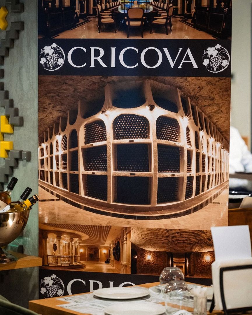 Spațiu Comercial de Închiriat – Ideal pentru Restaurant – Unirii, București - Poză 11