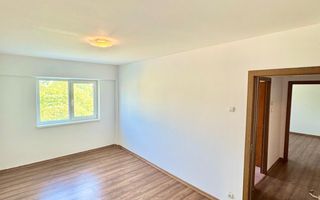 Apartament 2 camere, decomandat – Zona Centrală, bloc Lumina - Poză 1