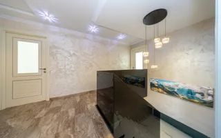 Sacele-Casa 6 dormitoare + 4 bai teren 979 mp. - Poză 14