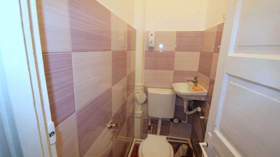 De inchiriat apartament cu 2 camere Gradina Publica et. 4, 300 euro - Poză 8