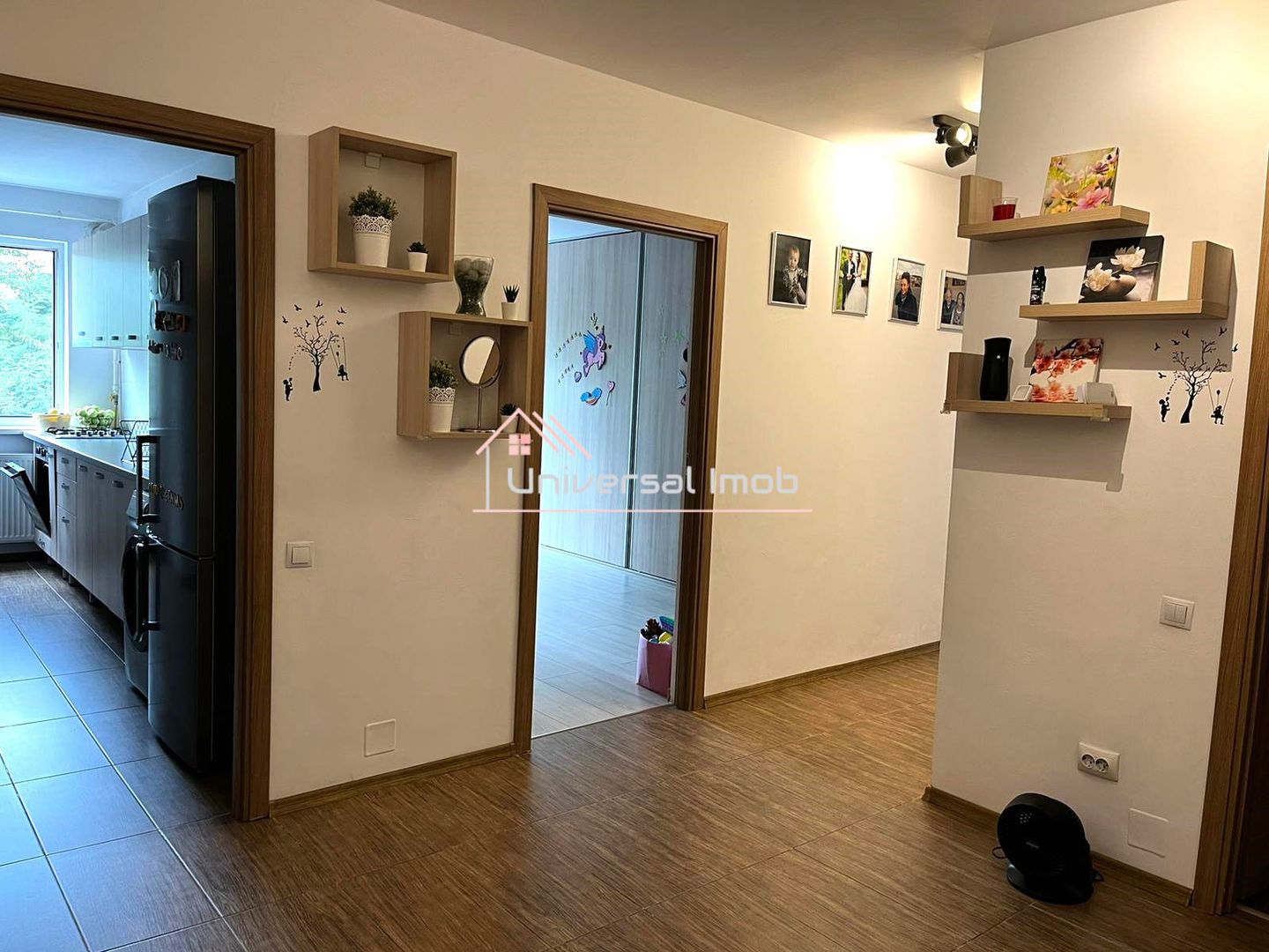 Apartament cu 2 camere decomandate, zona BMW - Poză 9