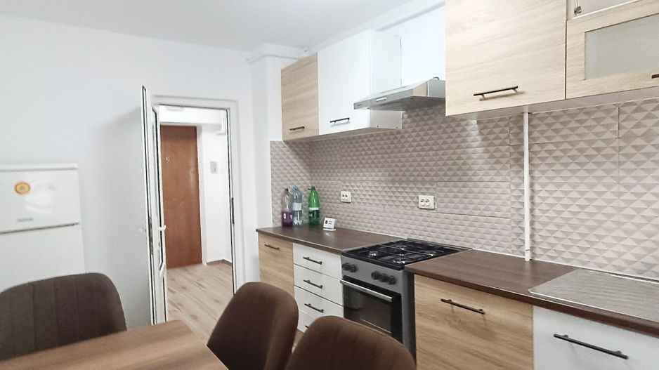 Apartament cu 2 camere, mobilat in blocul Onix-Grivitei - Poză 5