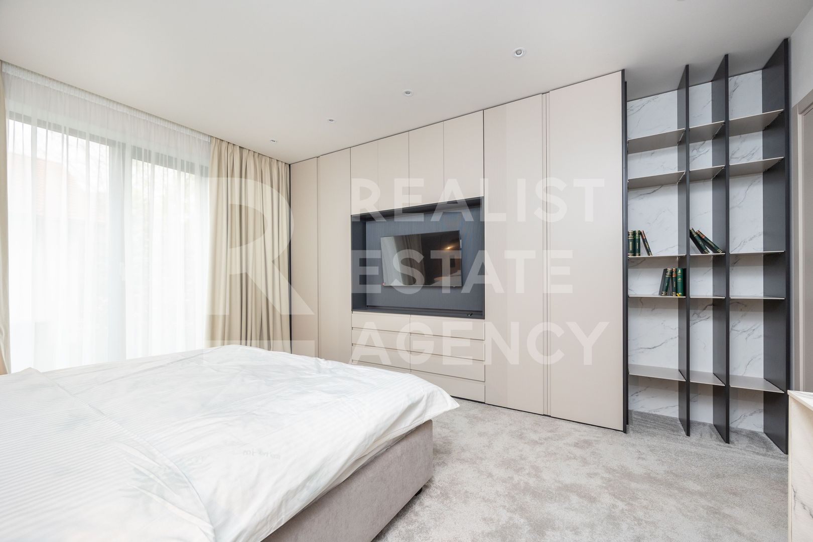 Vânzare, apartament cu 2 camere, zona Voluntari - Poză 9