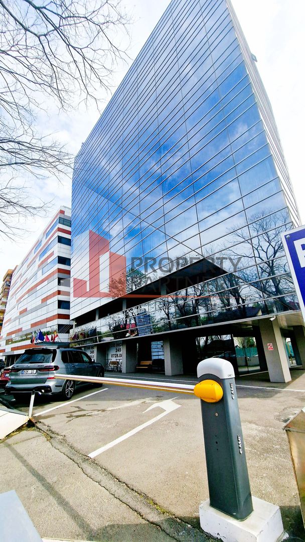 Spatiu comercial stradal - 262.05mp - Pretabil showroom / medical - Poză 1