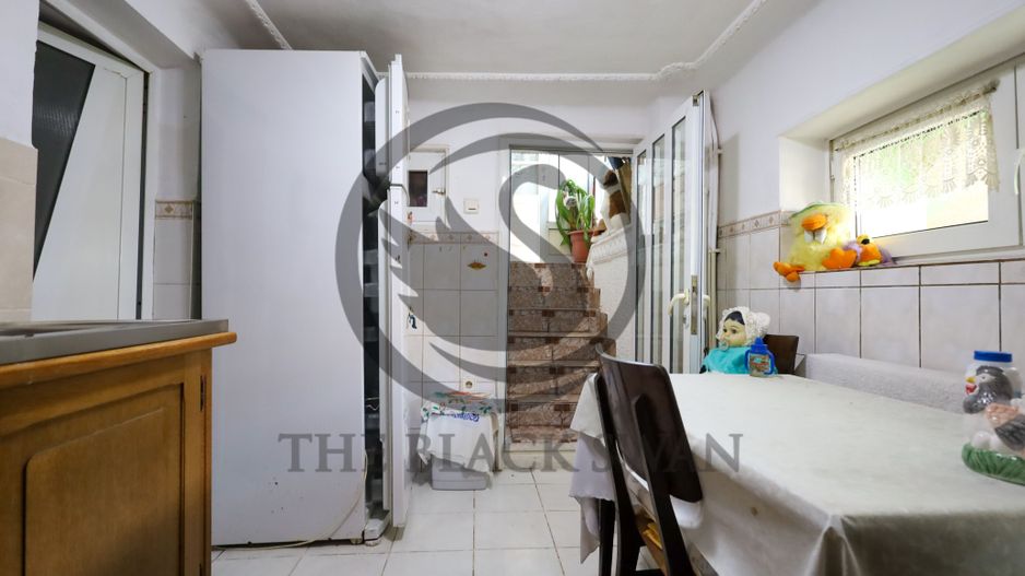 Casa de vanzare cu 4 camere | Zona Afi Palace, Ploiești | Comision 0% - Poză 4