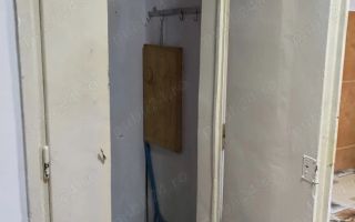 Vând apartament doua camere decomandate zona centrala - Poză 7