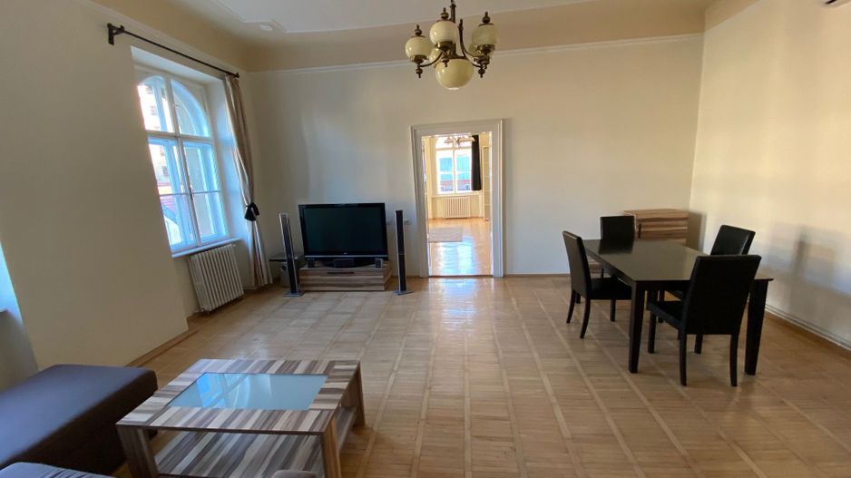 Apartament 3 rooms close to Medicina and Piata Libertatii - Poză 3