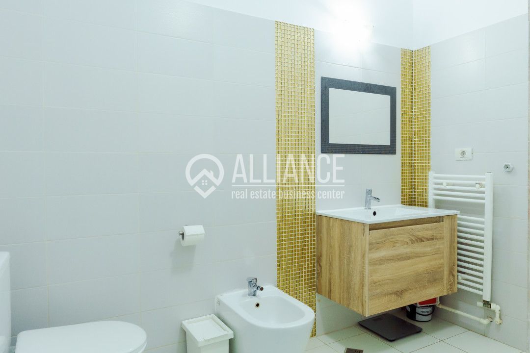 PALAZU MARE -  Vila Duplex cu 4 Camere, Panorama Superba si Curte Amenajata - Poză 15