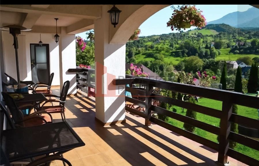 Pensiune la cheie de vânzare în Bran – Afacere cu 10 camere plus piscina - Poză 13
