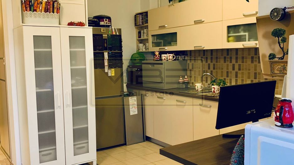 Spital Parhon/Parcul Copou /Universitate-2 camere și curte! - Poză 19