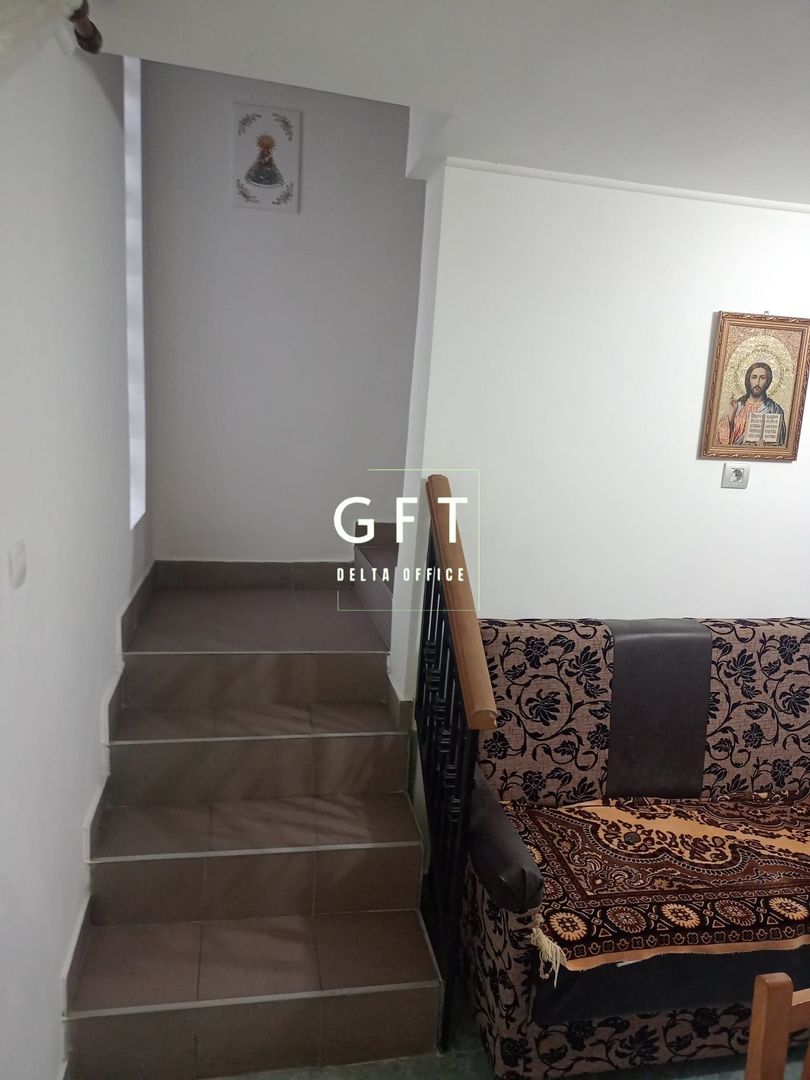 Casa de vanzare in Piatra com. Chiuza cu teren de 30Ari. - Poză 10