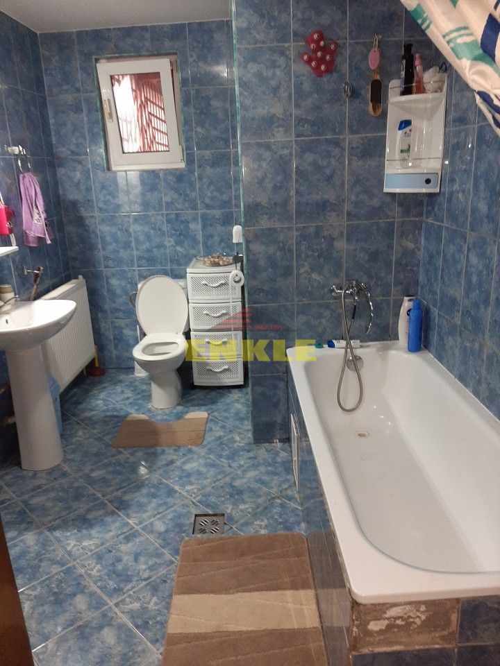 Casa 5 camere, Petru Rares, 530mp teren, 100000 euro negociabil - Poză 13