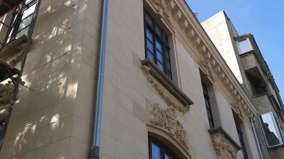 O BIJUTERIE ARHITECTURALA IN CENTRUL BUCURESTIULUI - Poză 7