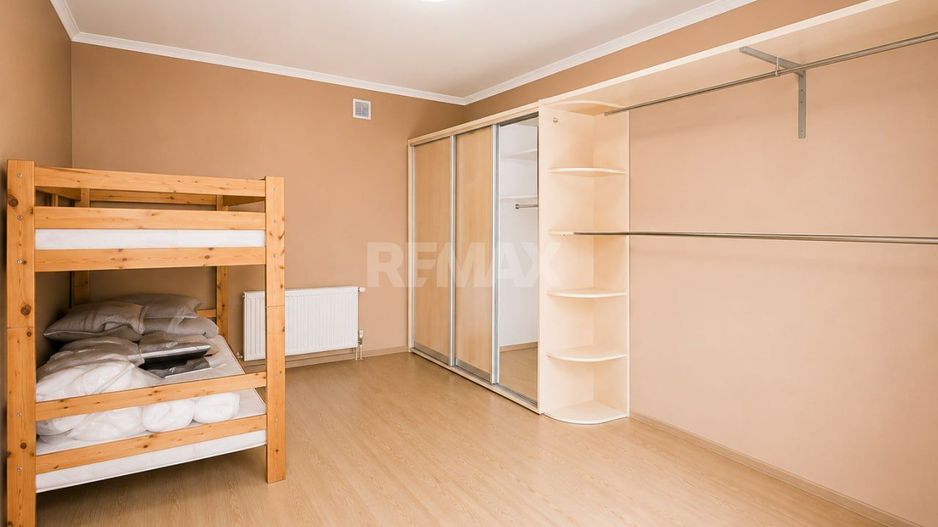 Cahul – Casă 3 Camere + Living | 139 m² | Teren 7.7 ari + Garaj | 89.900 € - Poză 18