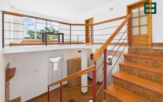 Casă tip Duplex cu 8 camere și 1080 mp teren  - Zona Bujac - Arad - Poză 17