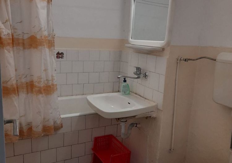 Apartament 3 camere 2 băi pe drumul careiului - Poză 5