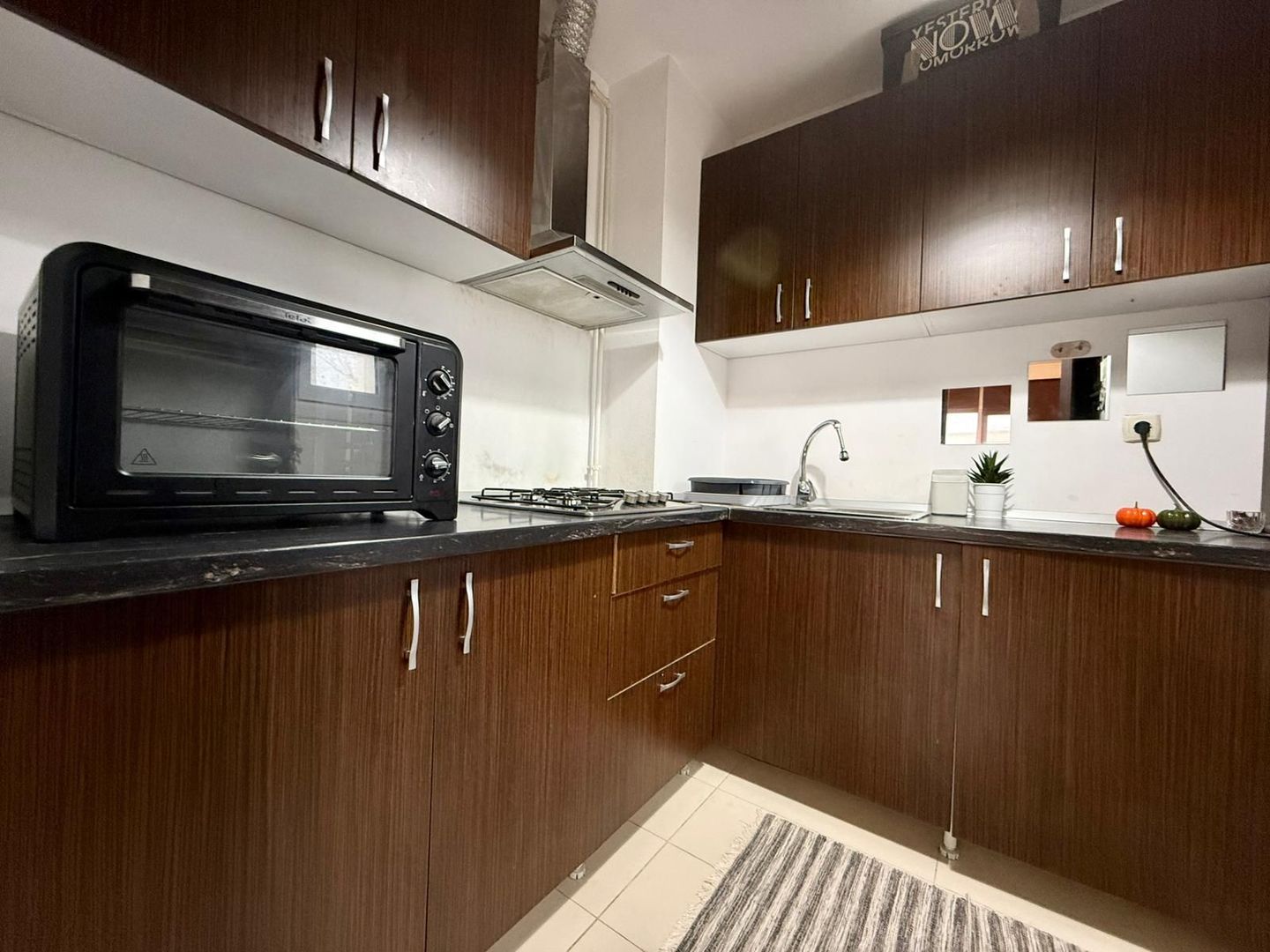COSMOPOLIS - Apartament cu 2 camere tip studio, mobilat si utilat. - Poză 8