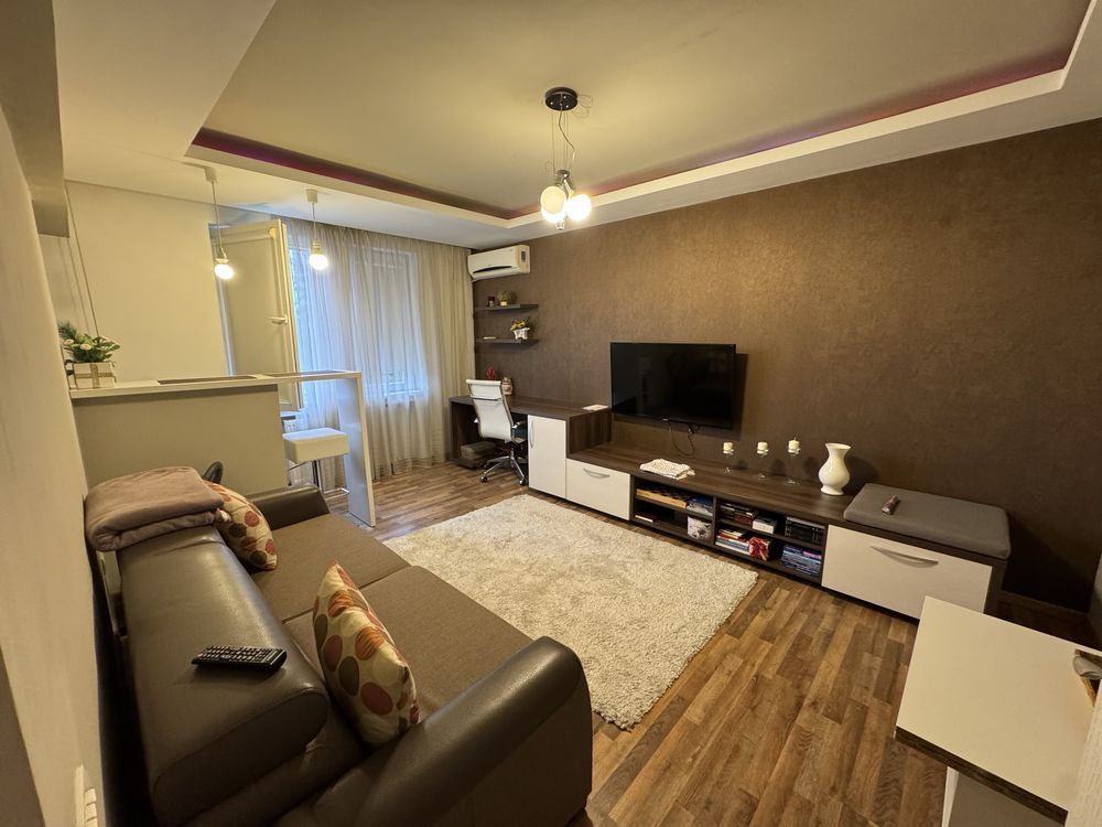 Apartament 2 Camere Premium | Design Interior | Pod 50 mp | Studio - Poză 1