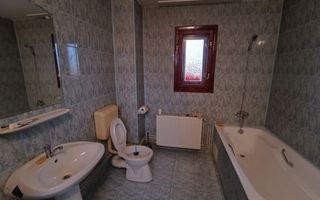 VANZARE CASA P+2 | SINGURA IN CURTE | ZONA PARCUL CAROL - Poză 2