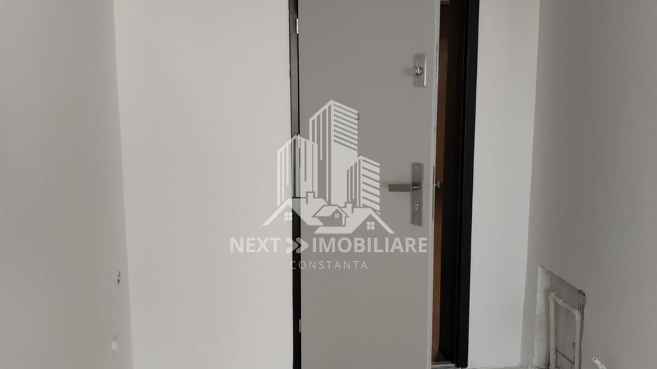 Apartament 2 cam, Mamaia zona Rex, la alb, vedere lac - Poză 5
