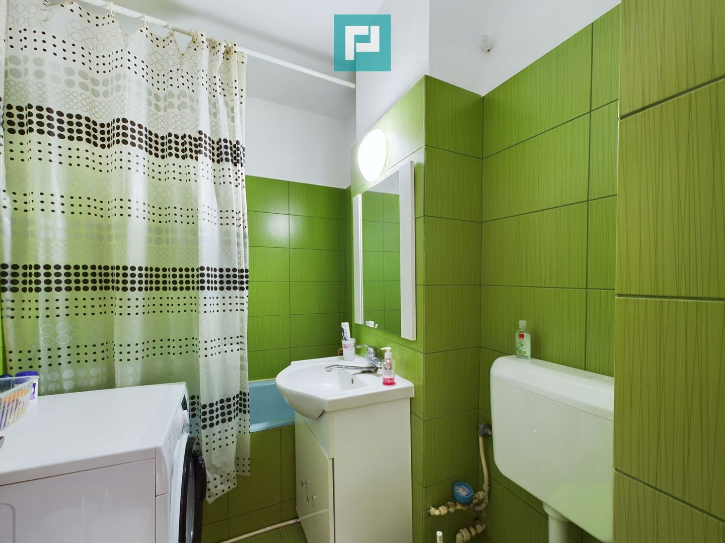 Apartament decomandat cu 2 camere în Aradul Nou - Poză 3