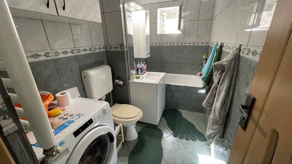 Apartament cu 2 camere parter -zona buna și linistita - Poză 20