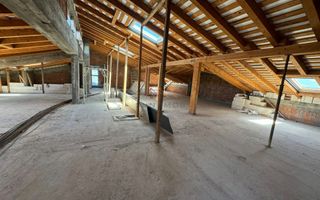 Vila deosebita, D+P+E+M, nefinalizata, 10 camere,2838m2, negociabil - Poză 19