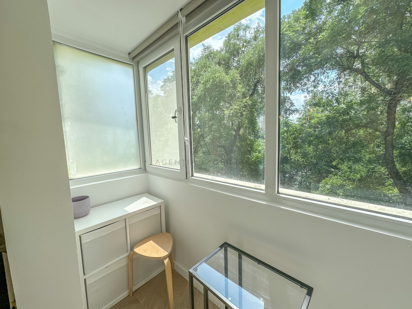 Apartamnt 2 camere Lacul Tei - Poză 10