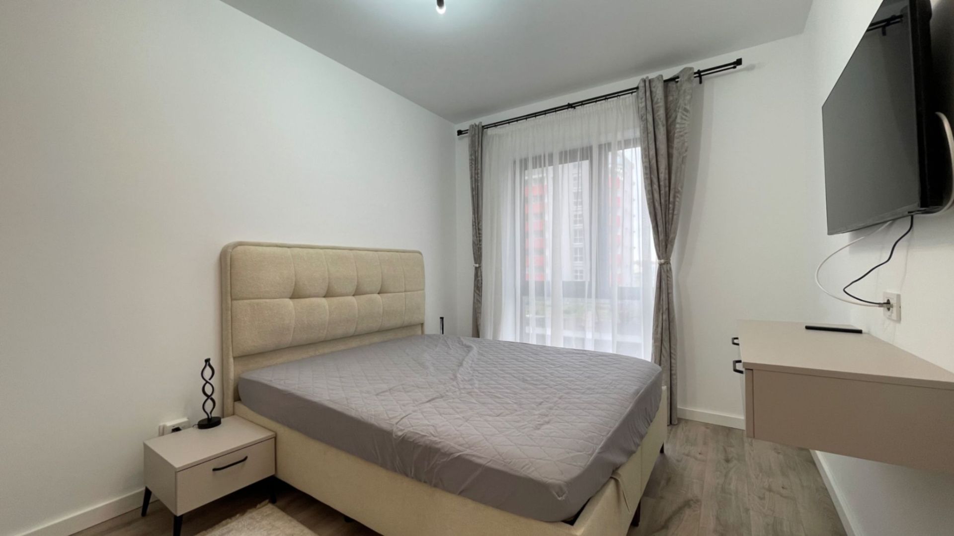 APARTAMENT 3 CAMERE PRIMA URBANA LOC DE PARCARE - Poză 5