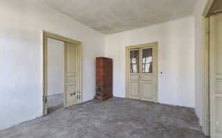 VÂNZARE/SCHIMB CU TEREN  - Clădire interbelică, centru oraș Siret - Poză 10