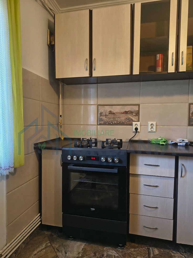 Apartament 2 camere, decomandat, parter, în zona Nicolina, Iași - Poză 3