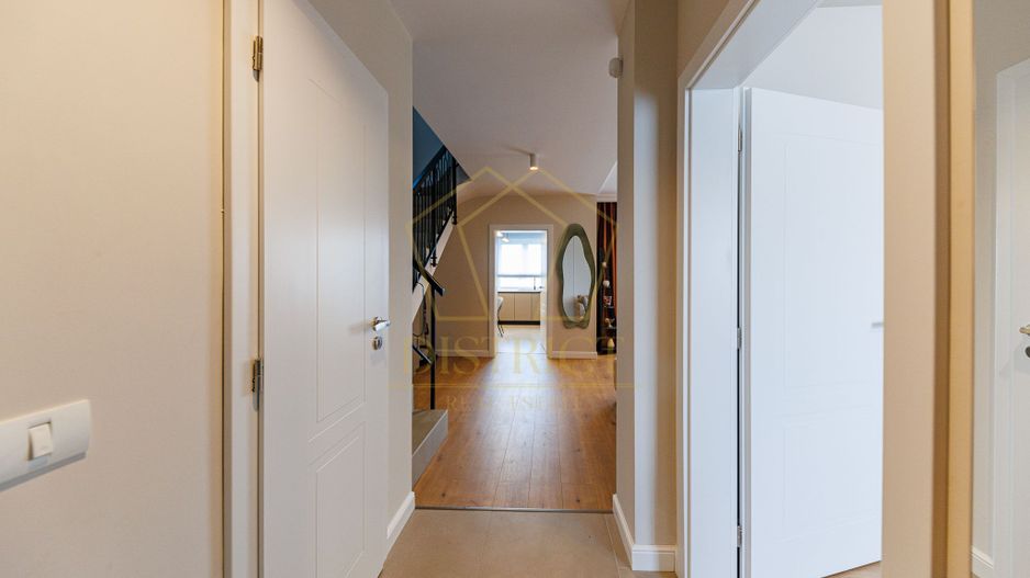 Duplex modern cu 4 camere despartit prin camera tehnica I Mosnita Noua - Poză 12
