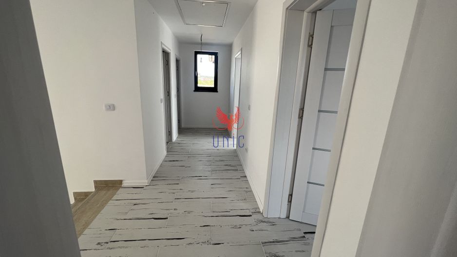 Vila la cheie P+1 zona Bordei - Poză 13