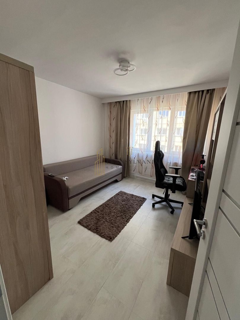 🏡Apartament 3 camere, decomandat, 70 mpu, Zona Iezer-Vasile Aaron - Poză 3