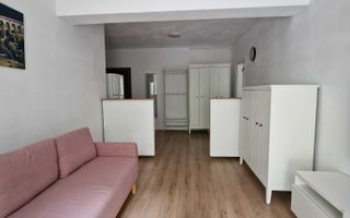 Apartament 2 camere de inchiriat | centrala proprie | parcare | metrou Pacii - Poză 1