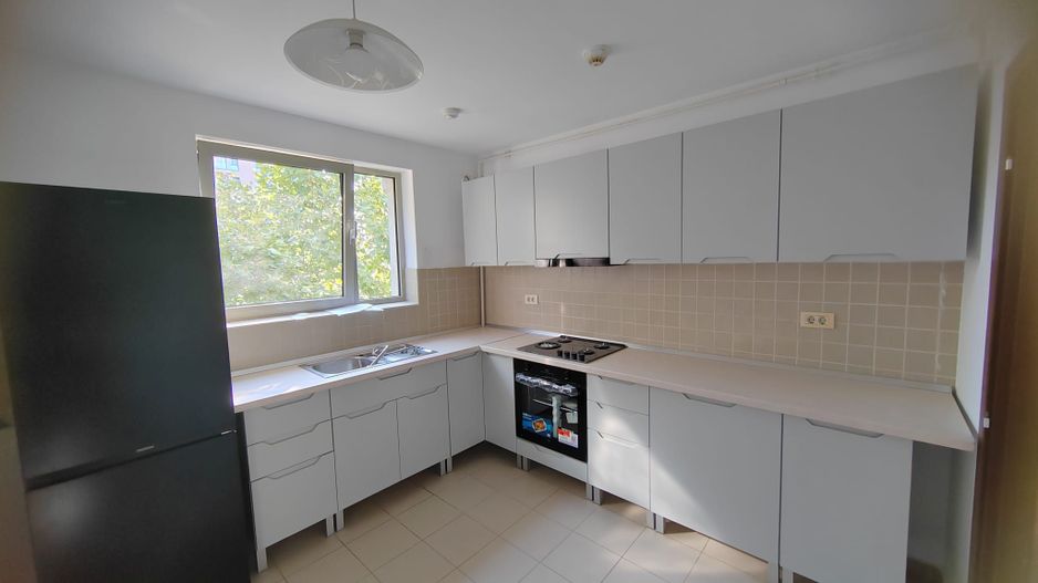 Apartament modern 2 camere – Zona Gorjului – Etaj 5/8 – Parcare - Poză 8