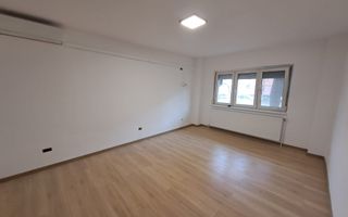 2 cam dec Aradului-Mall parter - Poză 1