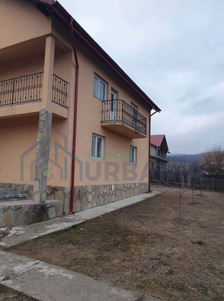 Vând casă și teren - Poză 2