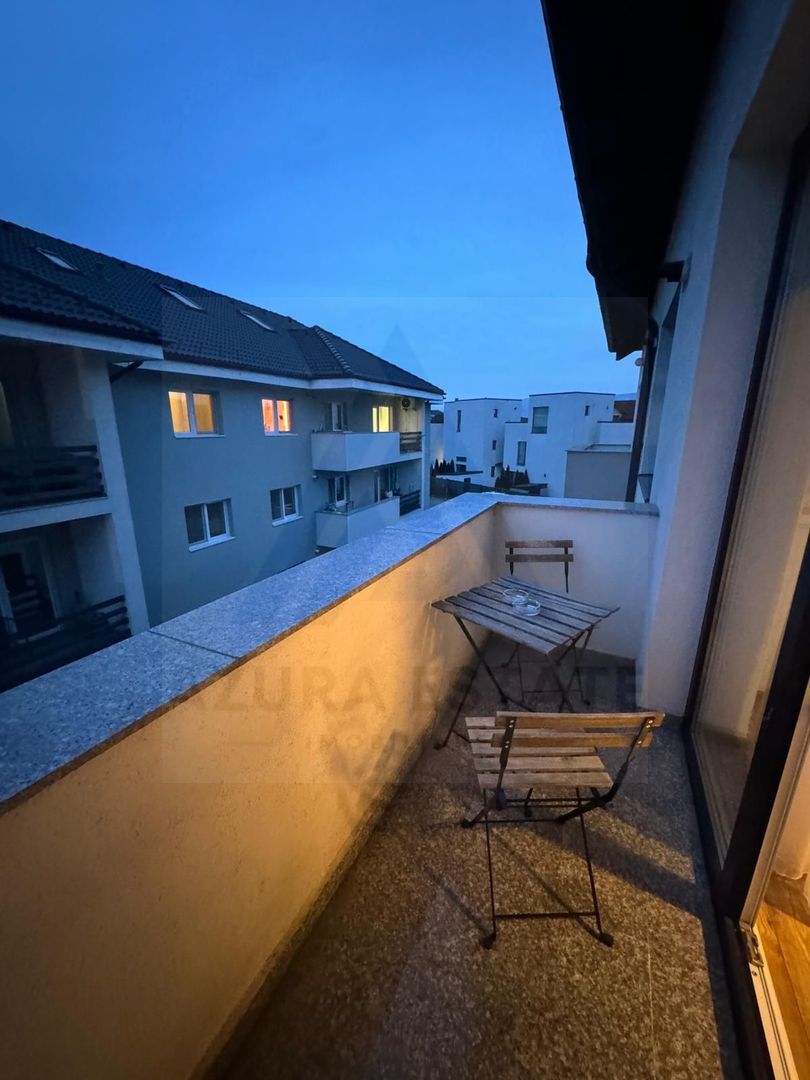 Apartament 4 camere 117 mp utili 2 bai si parcare privata in Selimbar - Poză 12