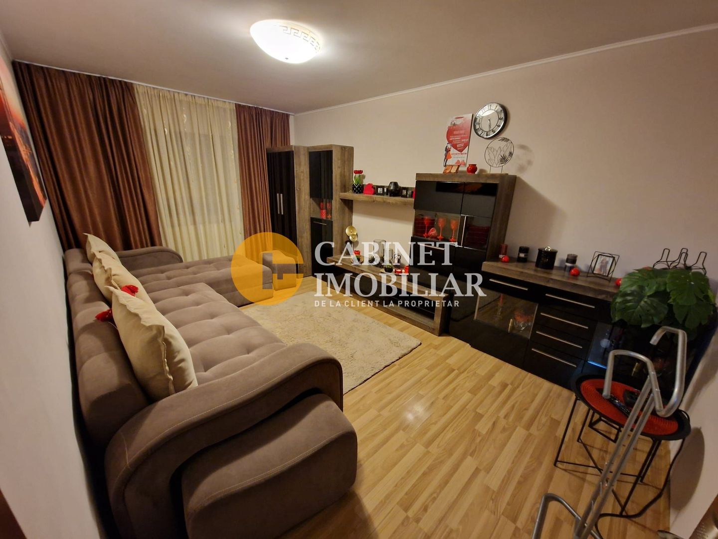 3 Camere Decomandat - Etaj 1 - Zona Alexandru / Familial - Poză 1